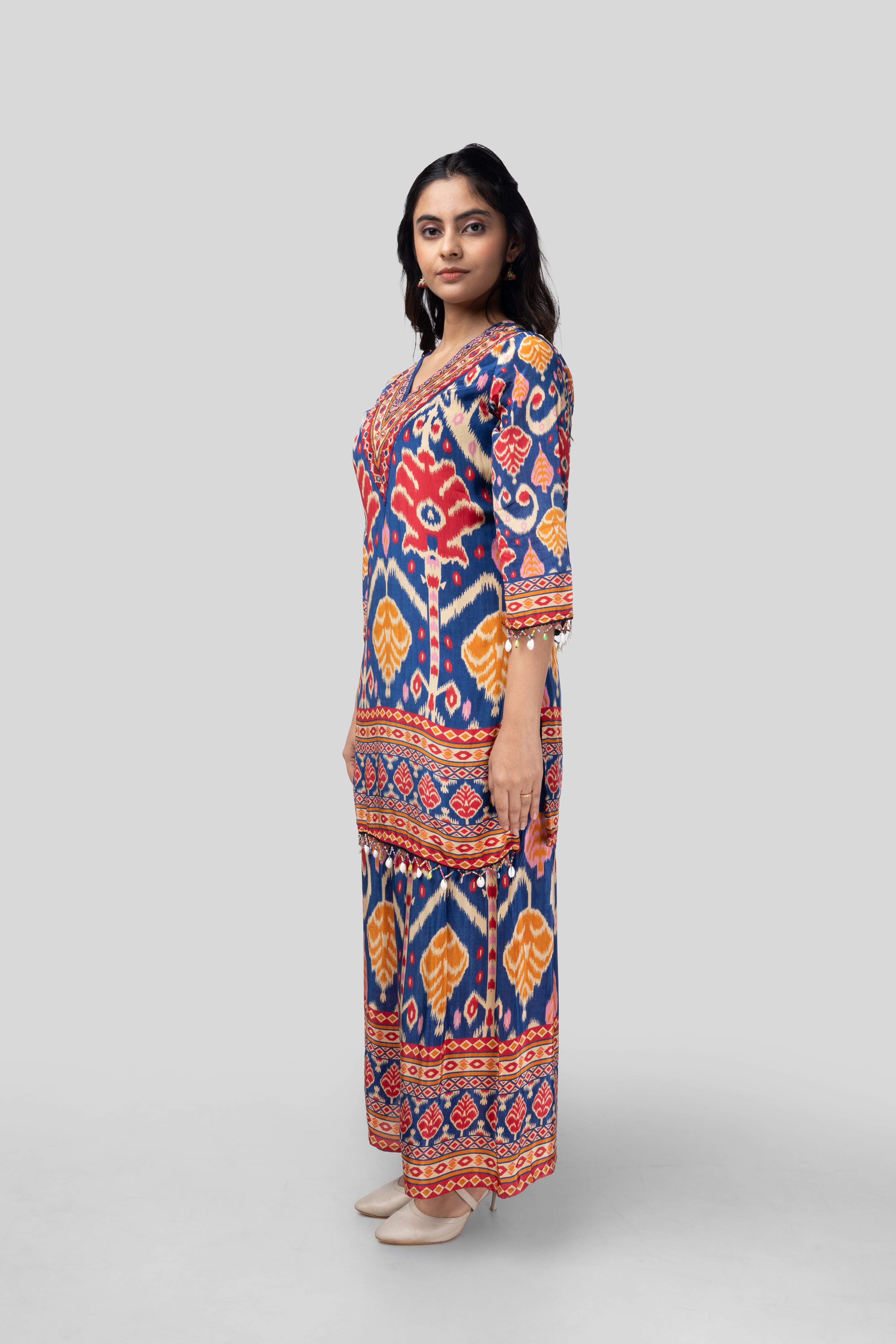 Multicoloured co-ordset with patola print in pure crape